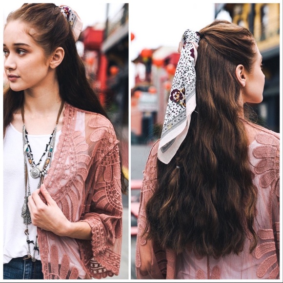 Orchid Flores Bandana - Picture 5 of 8